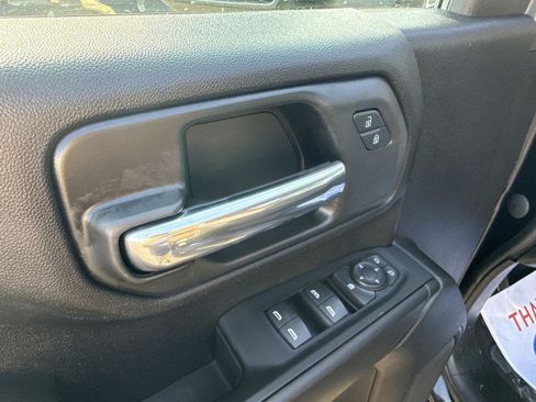 Used 2024 Chevrolet Silverado 2500 Custom w/ Custom Convenience Package image 15