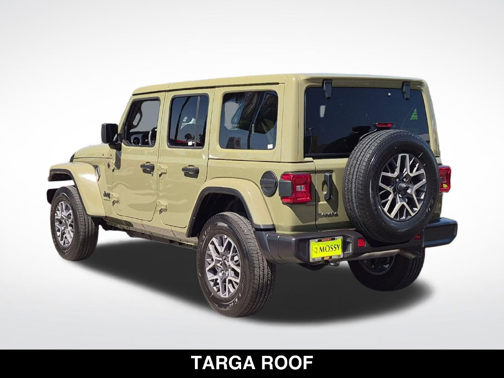 Used 2026 Jeep Wrangler Unlimited Sahara AWD/4WD image 7