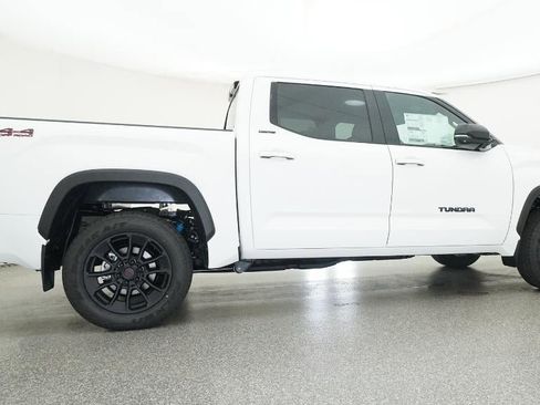 New 2026 Toyota Tundra Limited AWD/4WD image 26