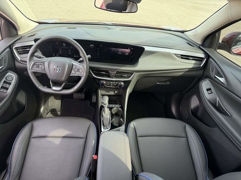 Used 2025 Buick Encore GX Sport Touring image 25
