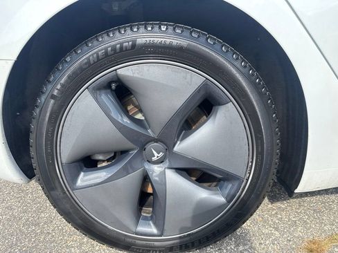 Used 2020 Tesla Model 3 Long Range AWD/4WD image 26