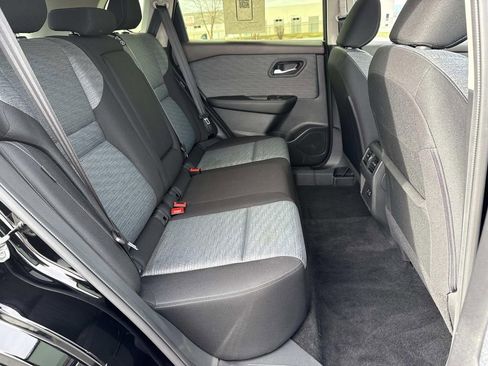 Used 2023 Nissan Rogue SV AWD/4WD image 20
