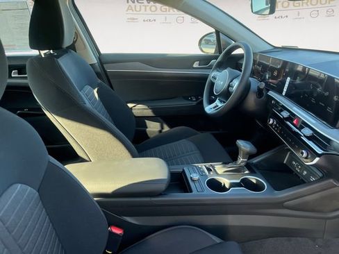New 2026 Kia K5 LXS FWD image 15
