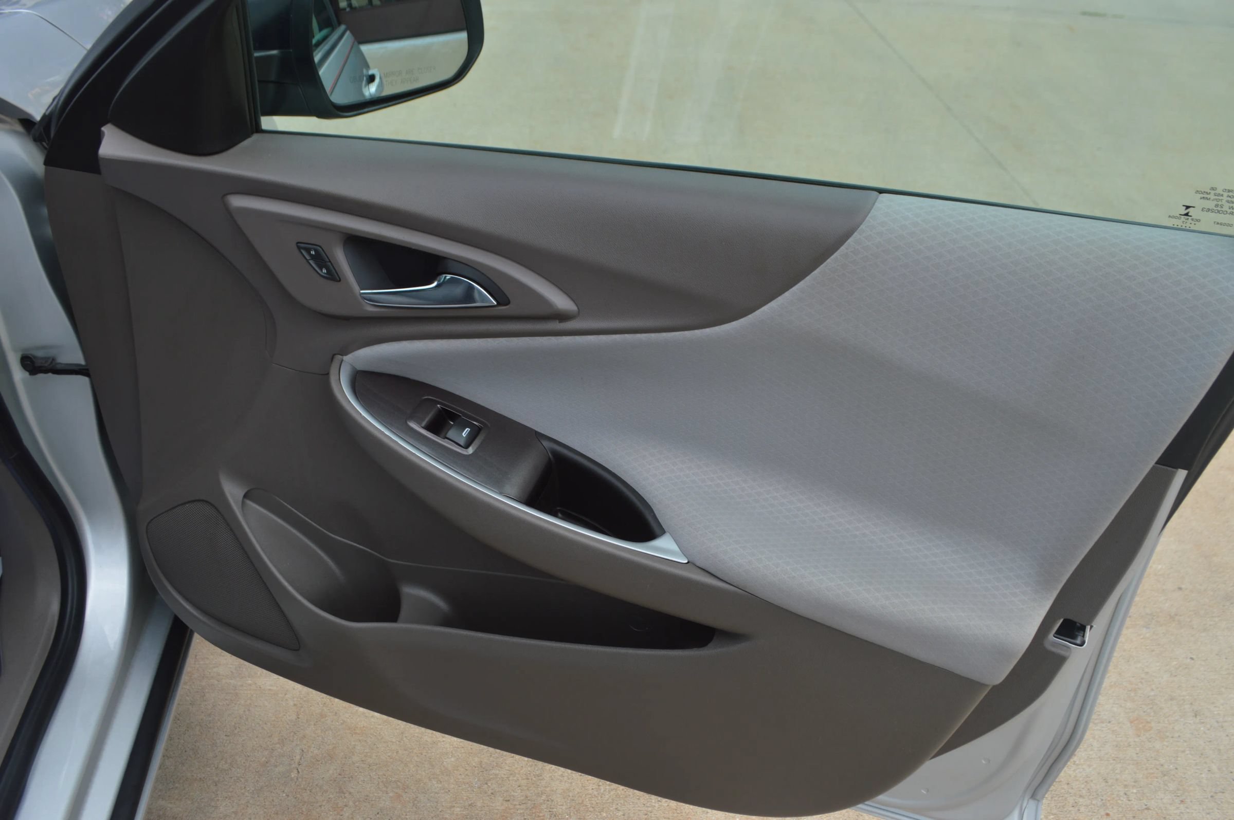 Used 2017 Chevrolet Malibu LS FWD image 21