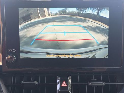 Used 2024 Toyota Corolla LE image 15