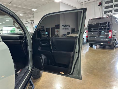 Used 2021 Toyota 4Runner TRD Pro AWD/4WD image 42
