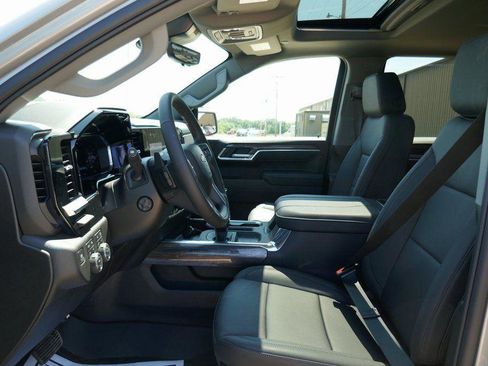 New 2026 Chevrolet Silverado 1500 LTZ w/ LTZ Premium Package image 13