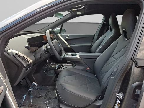 Used 2023 BMW iX xDrive50 AWD/4WD image 16