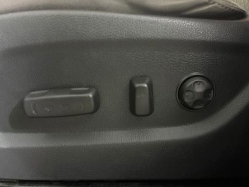 Used 2018 Hyundai Santa Fe SE AWD/4WD image 21
