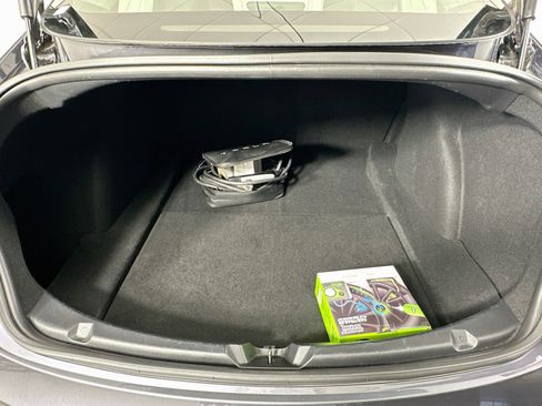 Used 2018 Tesla Model 3 Long Range RWD image 29
