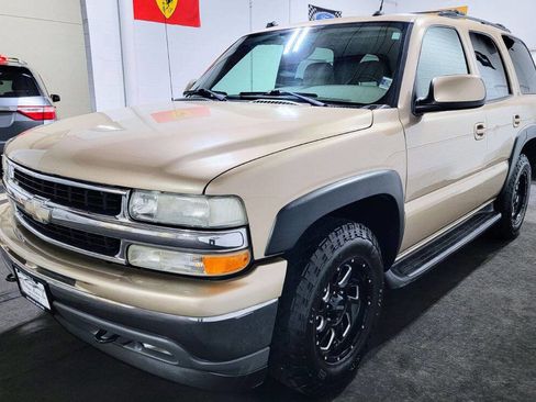 Used 2005 Chevrolet Tahoe LT w/ LT Preferred Equipment Group AWD/4WD image 5