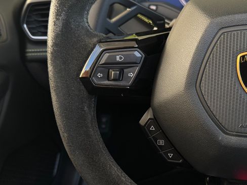 Used 2017 Lamborghini Huracan LP 610-4 image 57