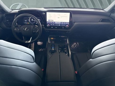 Certified 2026 Lexus TX 500h AWD w/ Technology Package image 13