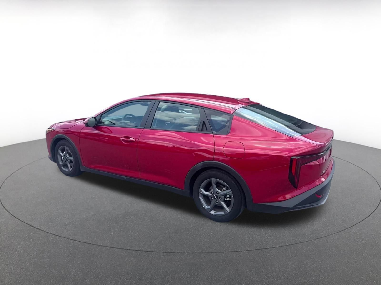 Used 2025 Kia K4 FWD image 8