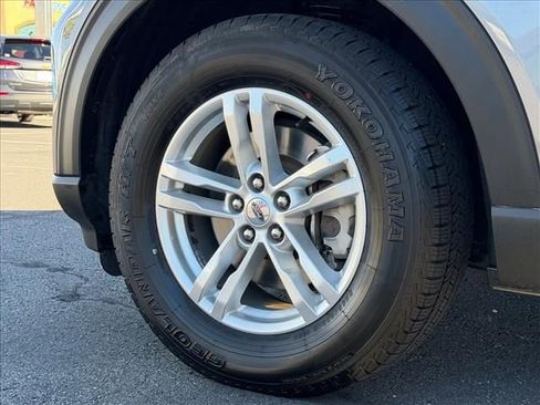 Used 2022 Ford Explorer XLT w/ Class IV Trailer Tow Package image 23