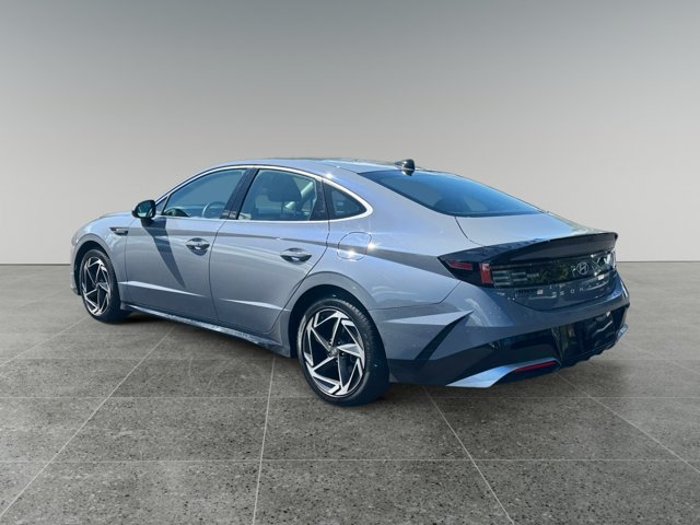 Certified 2026 Hyundai Sonata SEL AWD/4WD image 3