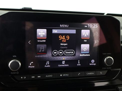 Used 2022 Nissan Pathfinder SV AWD/4WD image 45