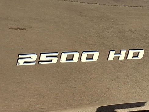 Used 2020 Chevrolet Silverado 2500 High Country w/ Z71 Off-Road Package image 10