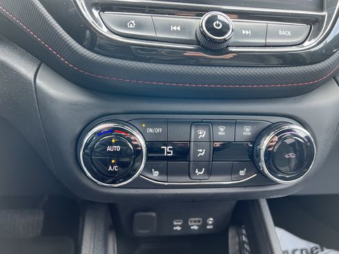 Certified 2023 Chevrolet TrailBlazer RS w/ Convenience Package image 20