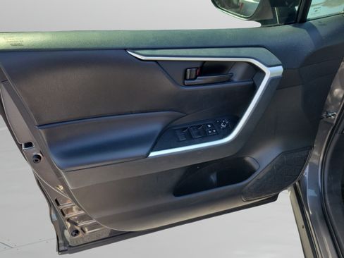 Used 2025 Toyota RAV4 LE FWD image 6