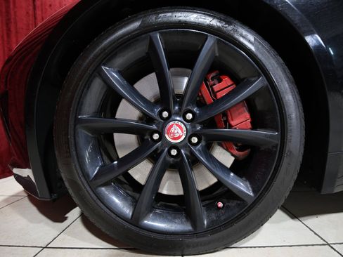 Used 2017 Jaguar F-TYPE S RWD image 7