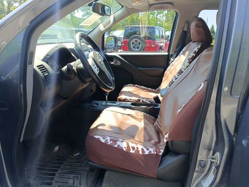 Used 2020 Nissan Frontier PRO-4X w/ Pro-4x Utility Package AWD/4WD image 6