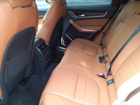 New 2025 Jaguar F-PACE R-Dynamic S image 5