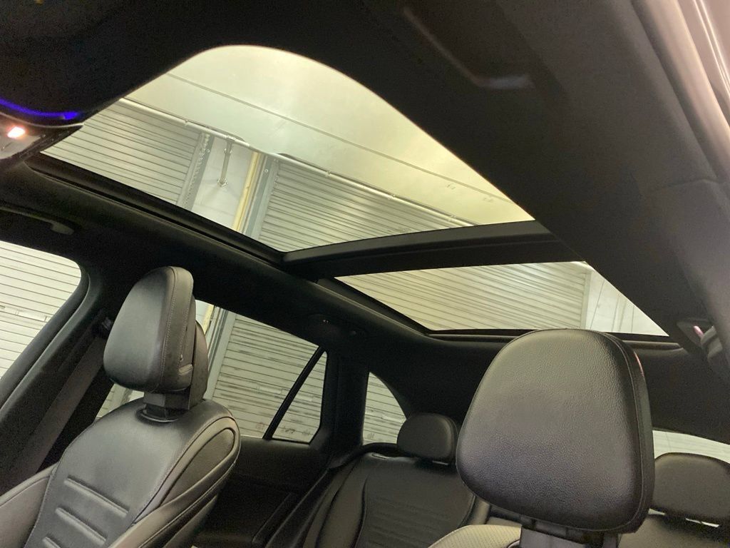 Used 2023 Mercedes-Benz GLC 300 image 24
