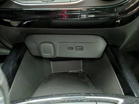 Used 2024 Chevrolet Trax ACTIV w/ Driver Confidence Package FWD image 10