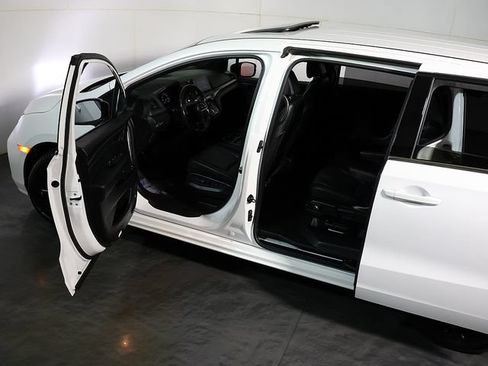 Used 2025 Honda Odyssey Sport-L image 5