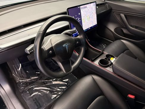 Used 2018 Tesla Model 3 Long Range image 7