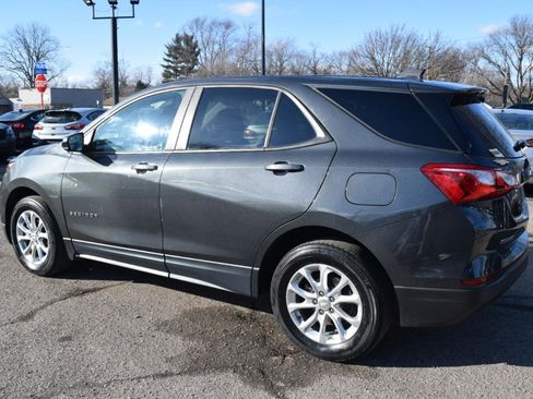 Used 2020 Chevrolet Equinox LS w/ LS Convenience Package image 10