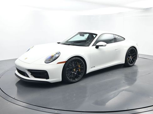 Used 2024 Porsche 911 Carrera GTS image 1
