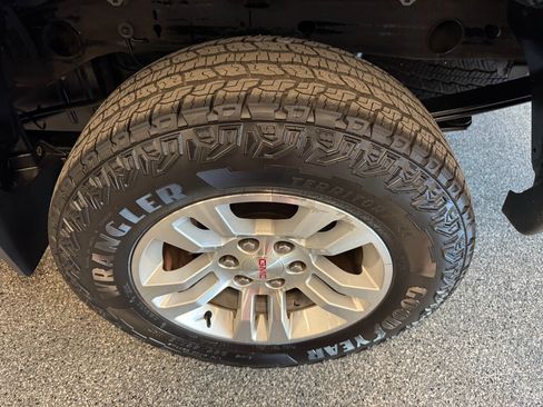 Used 2017 GMC Sierra 1500 2WD Double Cab w/ Sierra Appearance Package image 14