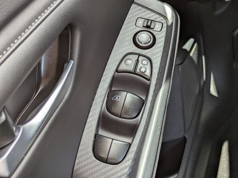 Used 2024 Nissan Sentra SV FWD image 20