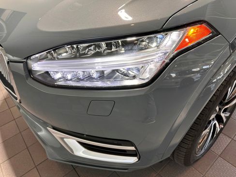 Used 2021 Volvo XC90 T8 Inscription Expression w/ Climate Package image 35
