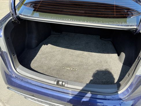 Used 2020 Toyota Corolla SE image 18