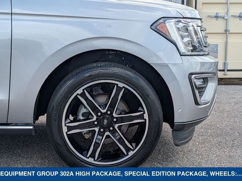 Used 2021 Ford Expedition Limited RWD image 12