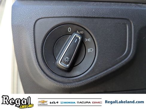 Used 2019 Volkswagen Atlas S image 23