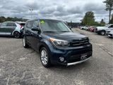Used 2017 Kia Soul + image 2
