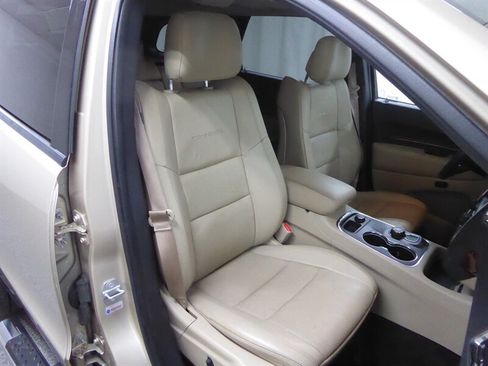 Used 2015 Dodge Durango Citadel w/ Technology Group AWD/4WD image 23
