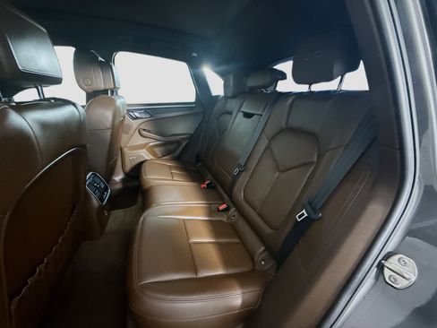 Used 2018 Porsche Macan GTS image 24