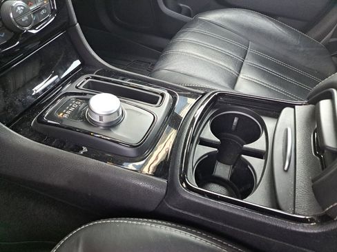 Used 2018 Chrysler 300 S w/ S Model Appearance Package image 30