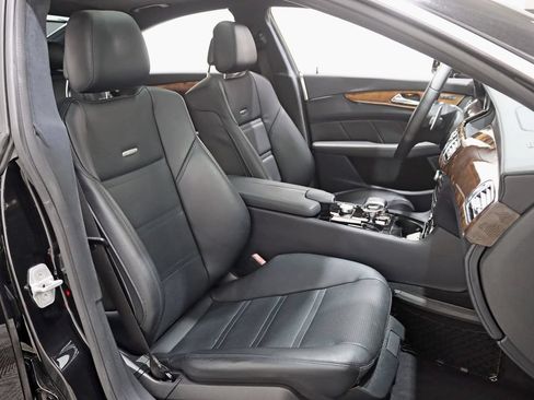 Used 2014 Mercedes-Benz CLS 63 AMG 4MATIC w/ Premium 1 Package image 25
