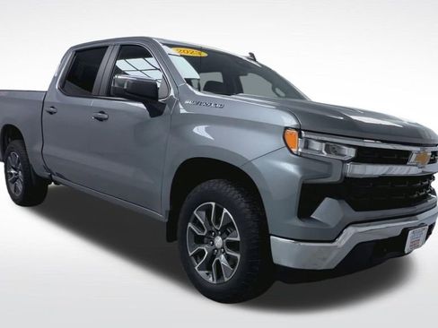 Used 2023 Chevrolet Silverado 1500 LT AWD/4WD image 2