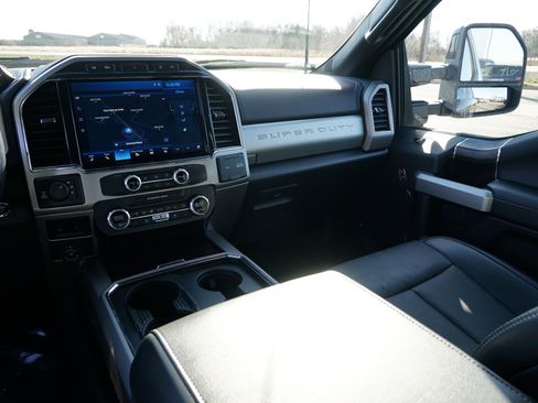 Used 2022 Ford F350 Lariat w/ Lariat Ultimate Package image 25