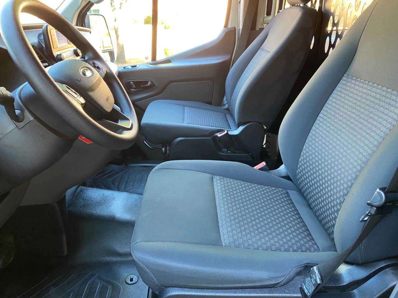 Used 2025 Ford Transit 250 Low Roof w/ Exterior Upgrade Package RWD image 26