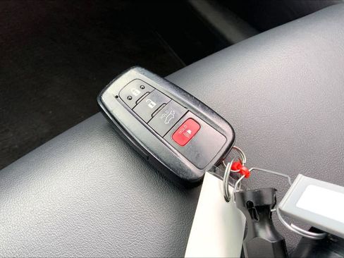 Used 2024 Toyota RAV4 XSE image 15