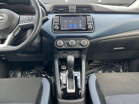 Certified 2025 Nissan Versa SV w/ Trunk Package image 3