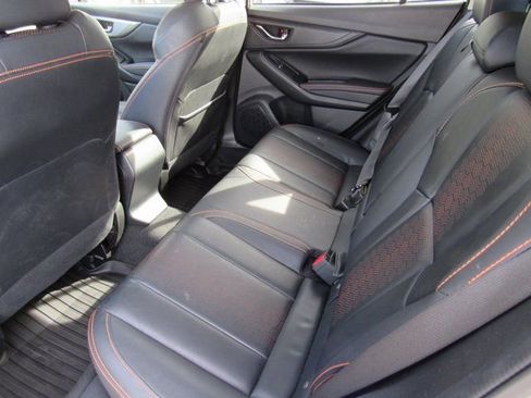 Used 2022 Subaru Crosstrek 2.5i Limited w/ Moonroof Package 1 image 10